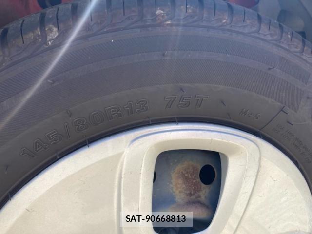 Mazda CAROL 2016-04 8206752-6