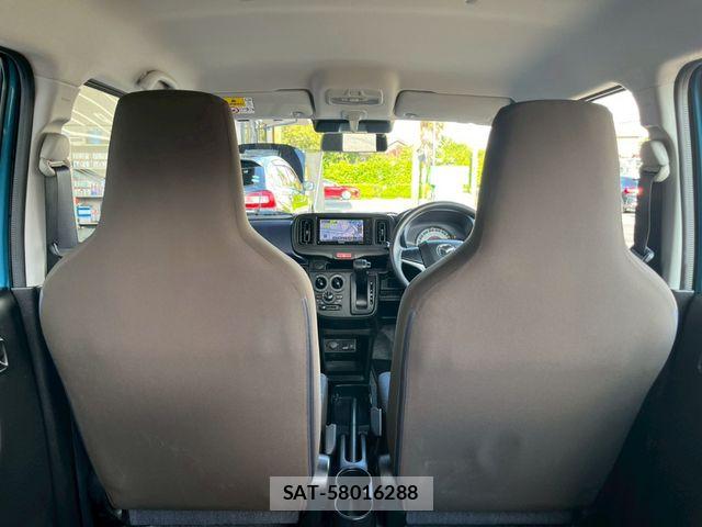 Mazda CAROL 2023-01 8206748-9