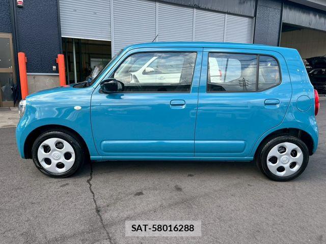 Mazda CAROL 2023-01 8206748-3
