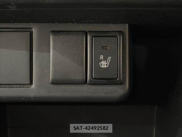 Mazda CAROL 2017-04 8335181-5