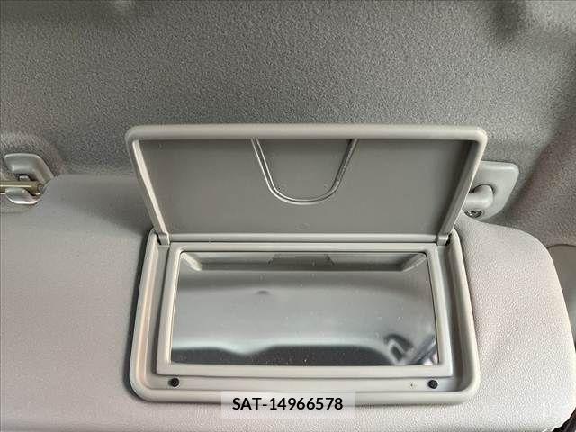 Mazda CAROL 2015-09 8354085-25