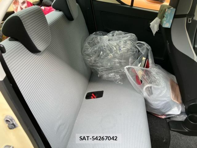 Mazda CAROL 2015-11 8365061-11