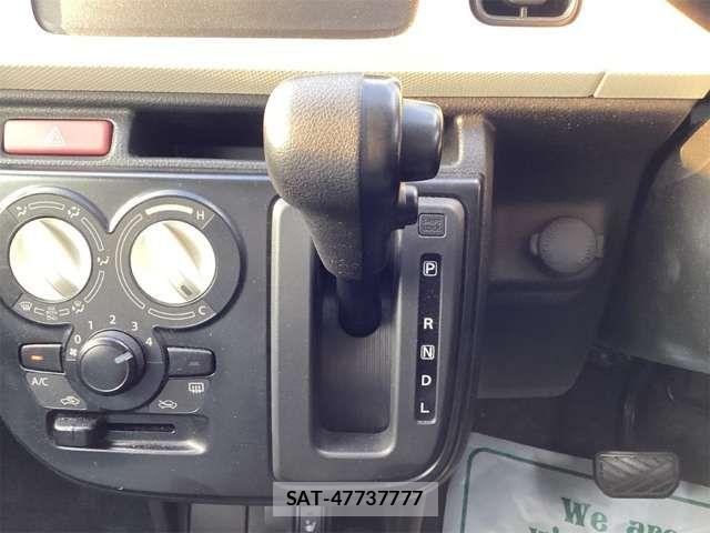 Mazda CAROL 2016-02 8365058-9