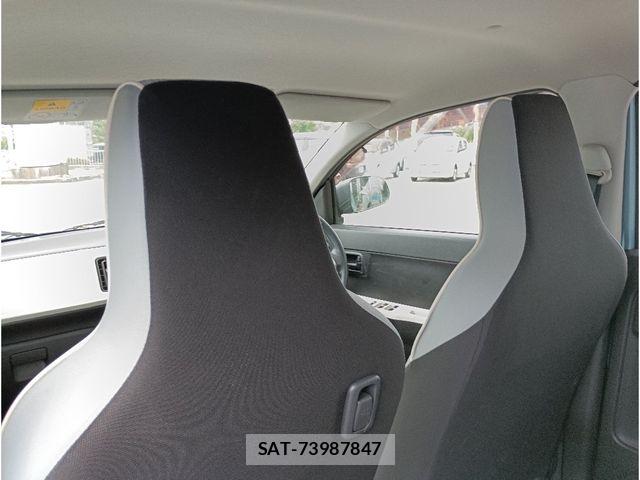 Mazda CAROL 2017-05 8411554-11