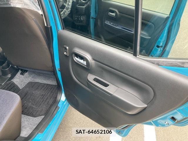 Mazda CAROL 2023-06 8411552-18