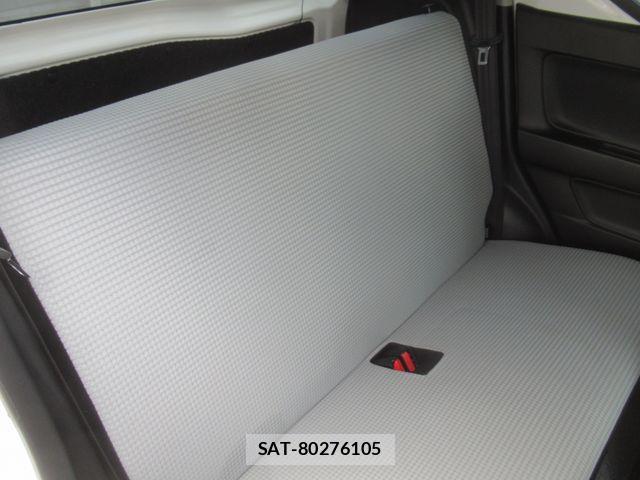 Mazda CAROL 2017-04 8561373-8
