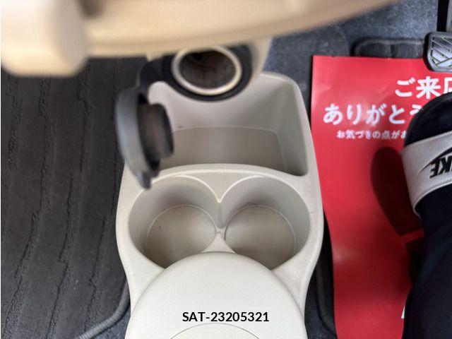Mazda CAROL 2013-09 8561371-8
