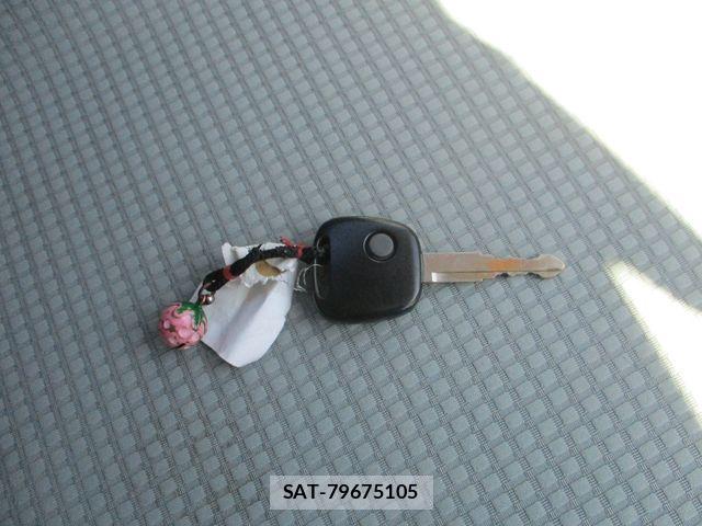 Mazda CAROL 2015-04 8626108-12