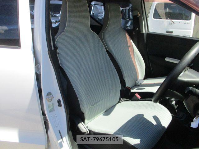 Mazda CAROL 2015-04 8626108-17