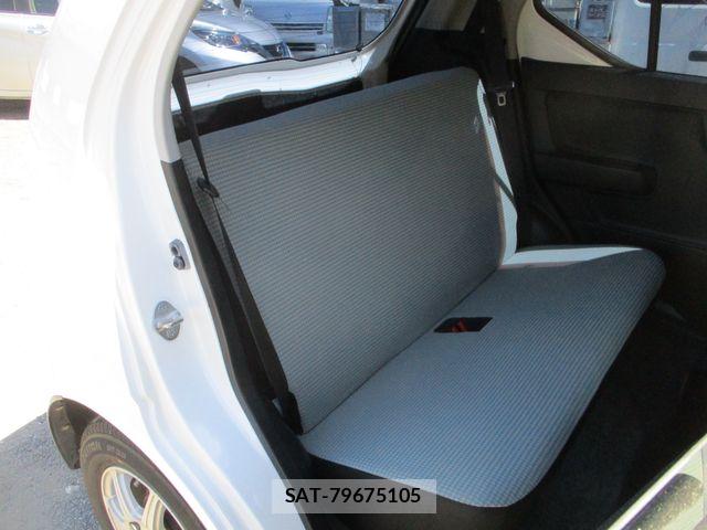 Mazda CAROL 2015-04 8626108-18