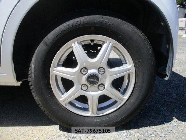 Mazda CAROL 2015-04 8626108-24