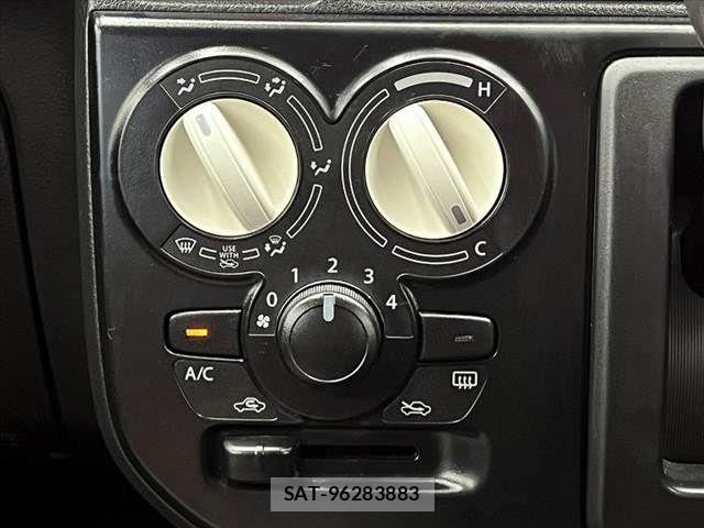 Mazda CAROL 2016-03 8795459-5