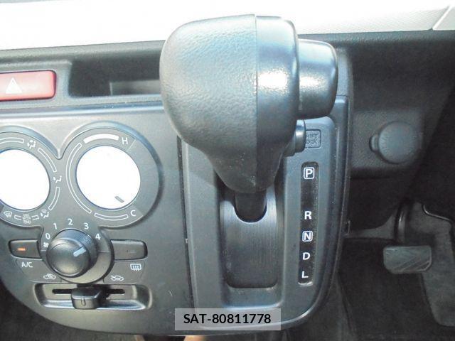 Mazda CAROL 2015-12 1584930-24