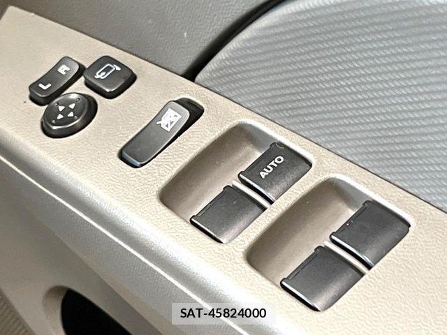 Mazda CAROL 2013-05 7615408-6