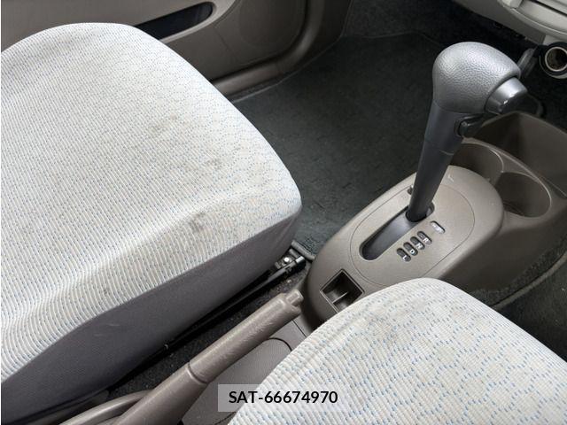 Mazda CAROL 2014-02 7721759-7