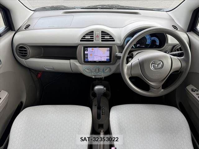 Mazda CAROL 2014-02 8658354-1