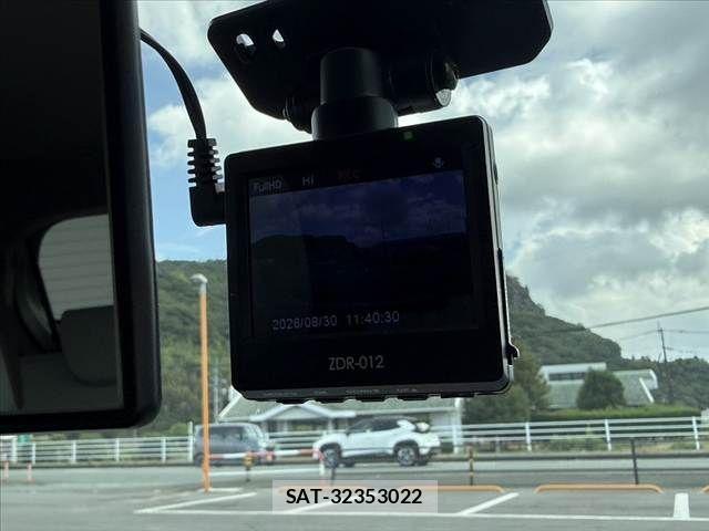 Mazda CAROL 2014-02 8658354-26