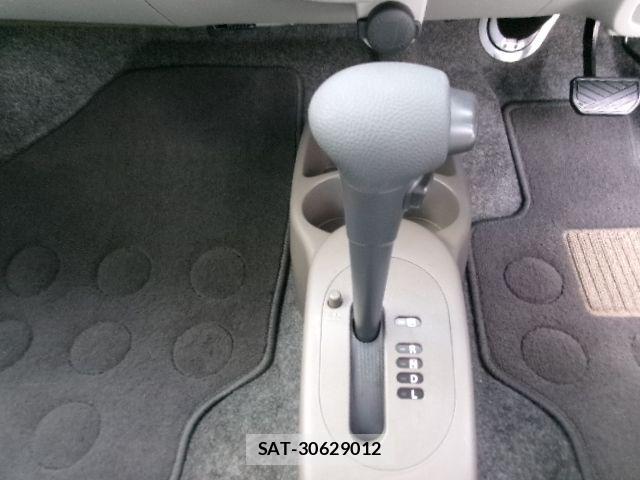 Mazda CAROL 2013-08 7057844-14