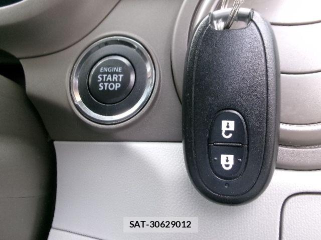 Mazda CAROL 2013-08 7057844-15