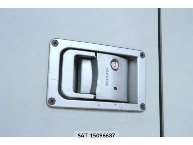 Suzuki CARRY TRUCK 2012-09 728139-17