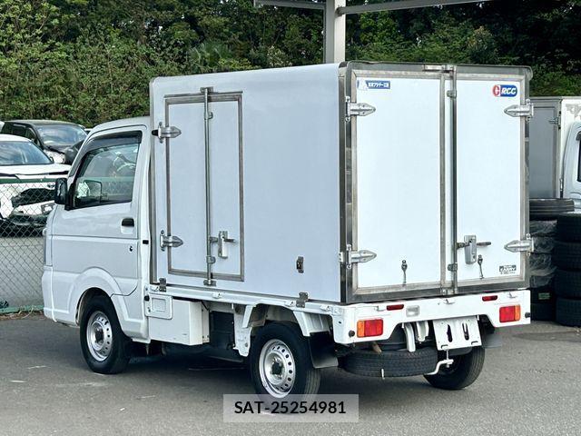 Suzuki CARRY TRUCK 2018-01 894302-12