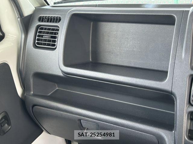 Suzuki CARRY TRUCK 2018-01 894302-24