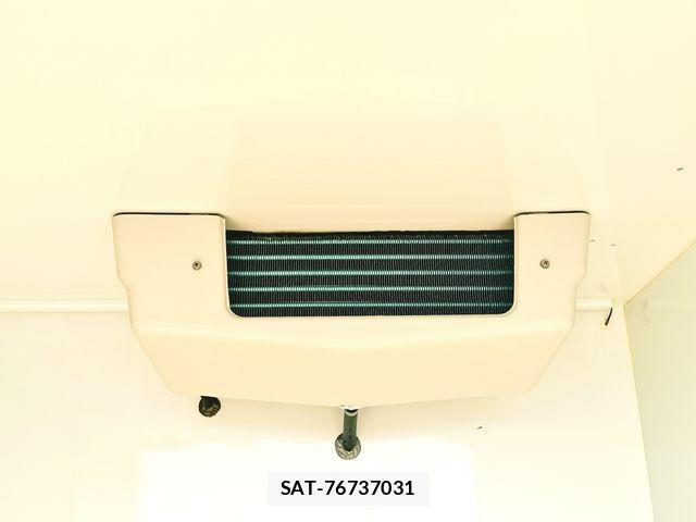 Suzuki CARRY TRUCK 2017-02 1038911-16