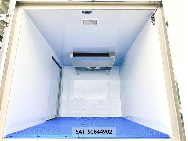 Suzuki CARRY TRUCK 2015-02 1084497-3