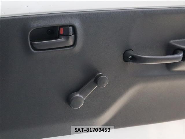 Suzuki CARRY TRUCK 2024-10 1121375-13