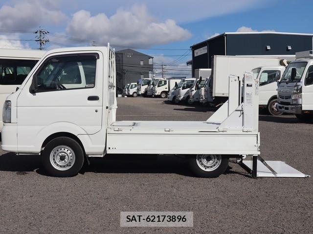 Suzuki CARRY TRUCK 2018-10 1227428-10