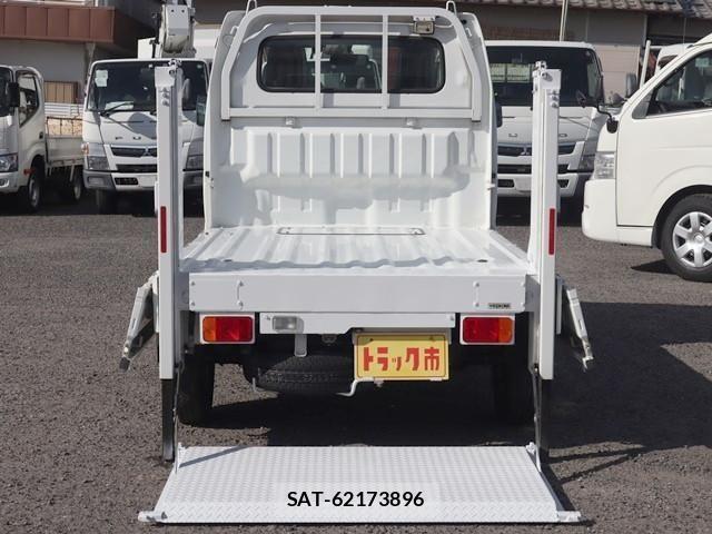 Suzuki CARRY TRUCK 2018-10 1227428-12