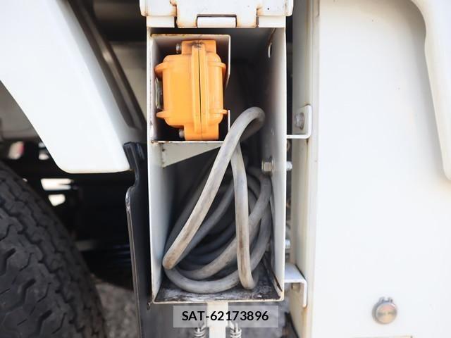 Suzuki CARRY TRUCK 2018-10 1227428-14