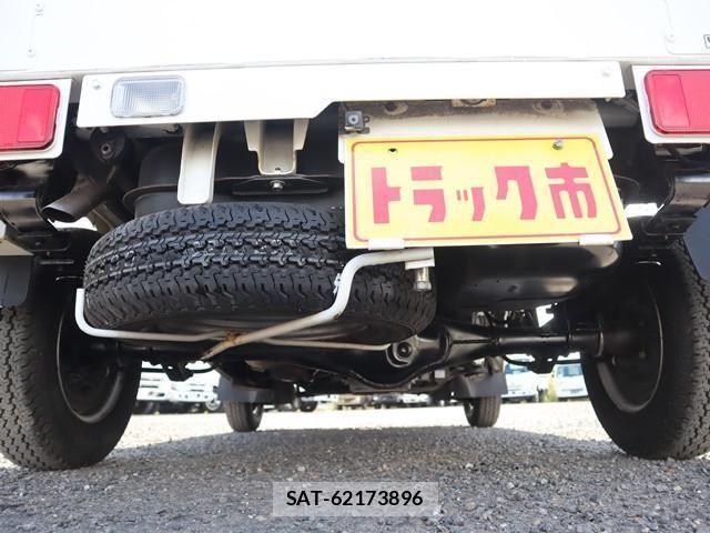 Suzuki CARRY TRUCK 2018-10 1227428-22