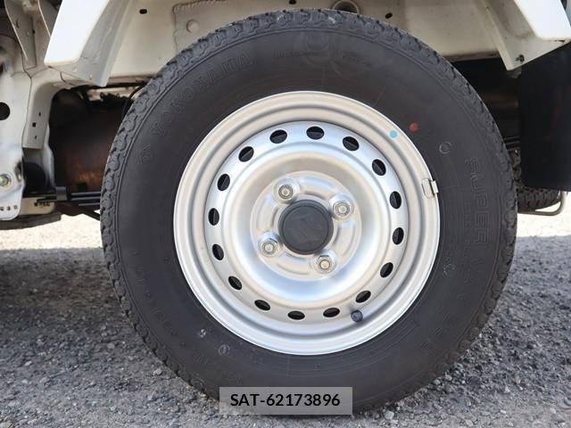 Suzuki CARRY TRUCK 2018-10 1227428-27