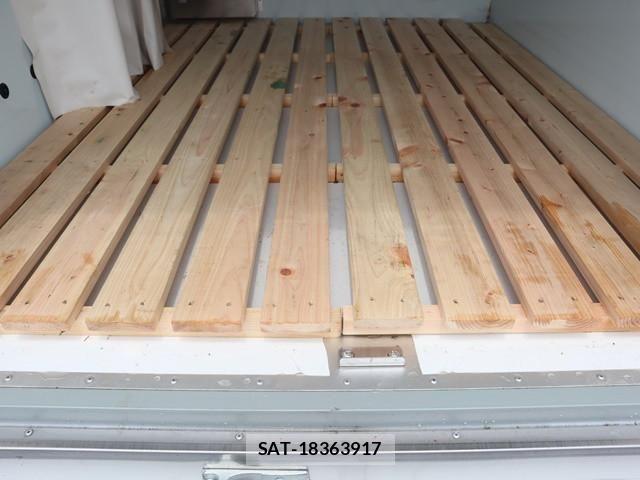 Suzuki CARRY TRUCK 2022-12 1227431-12