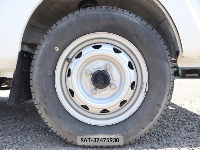 Suzuki CARRY TRUCK 2019-03 1227429-25