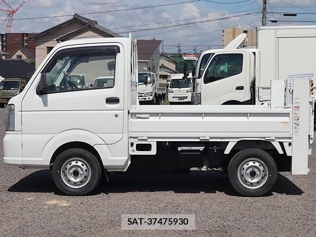 Suzuki CARRY TRUCK 2019-03 1227429-8
