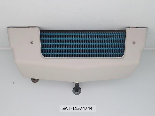 Suzuki CARRY TRUCK 2024-08 1255857-13