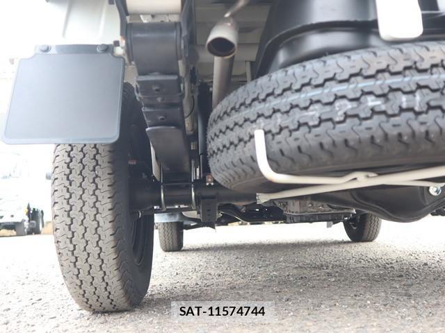 Suzuki CARRY TRUCK 2024-08 1255857-26
