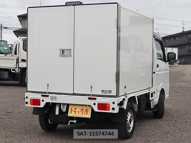 Suzuki CARRY TRUCK 2024-08 1255857-4