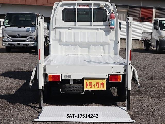 Suzuki CARRY TRUCK 2019-01 1741655-10
