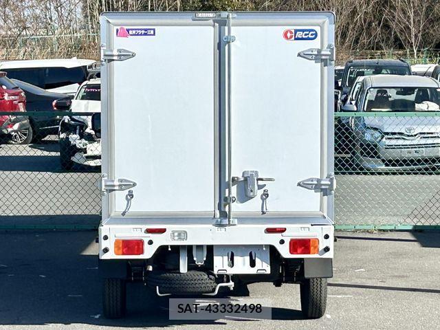 Suzuki CARRY TRUCK 2025-11 3356014-11