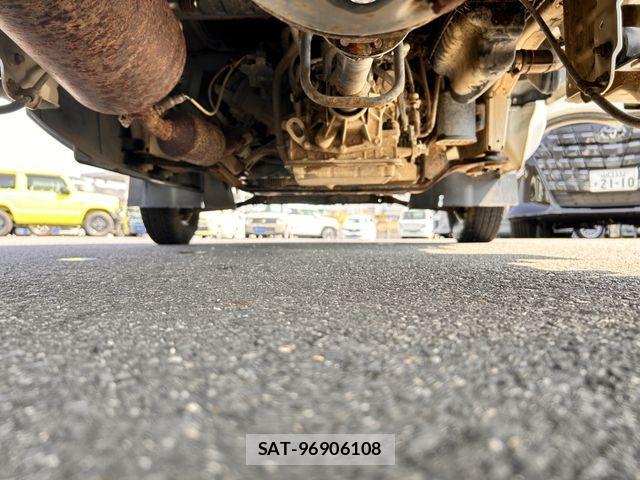 Suzuki CARRY TRUCK 2014-07 4638290-24
