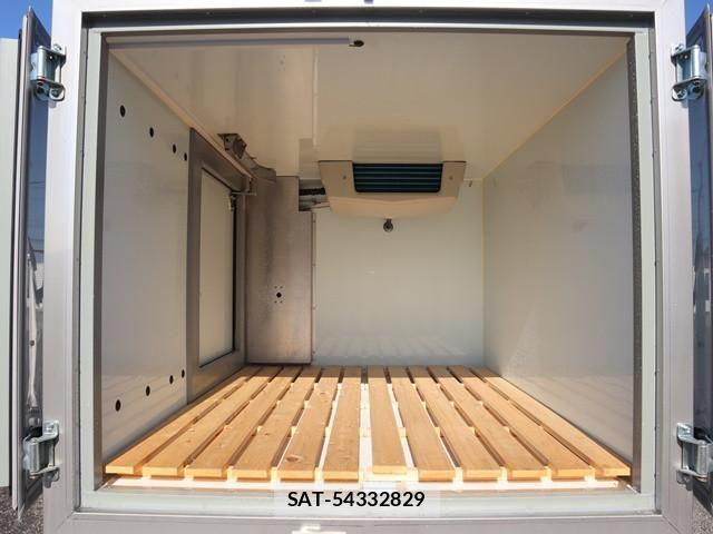 Suzuki CARRY TRUCK 2024-01 4933102-11