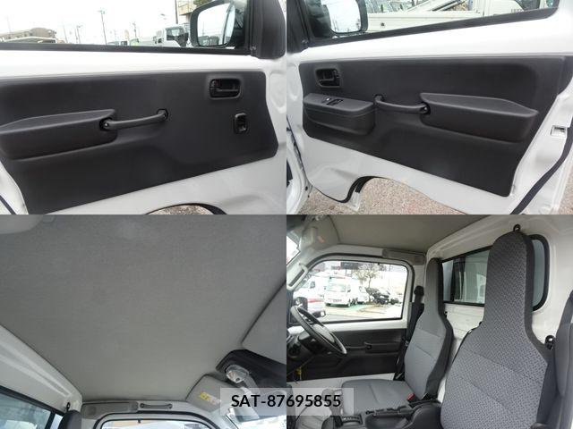 Suzuki CARRY TRUCK 2026-01 6008037-11
