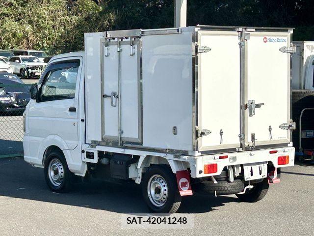 Suzuki CARRY TRUCK 2018-09 6212345-12
