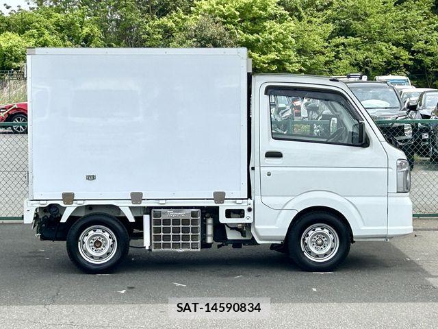 Suzuki CARRY TRUCK 2022-06 6715800-9