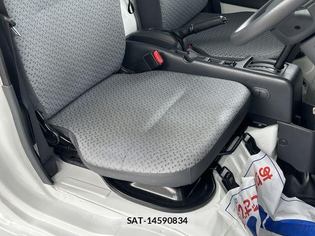 Suzuki CARRY TRUCK 2022-06 6715800-20