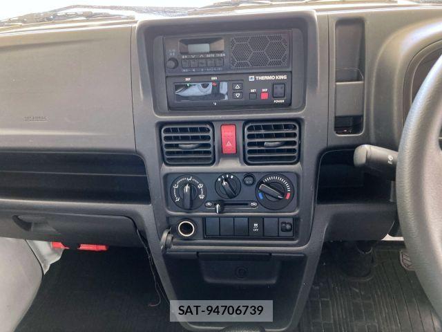 Suzuki CARRY TRUCK 2022-02 6751007-17