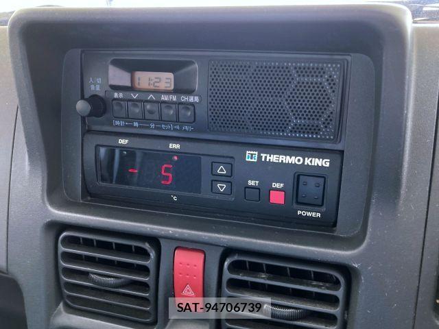 Suzuki CARRY TRUCK 2022-02 6751007-19